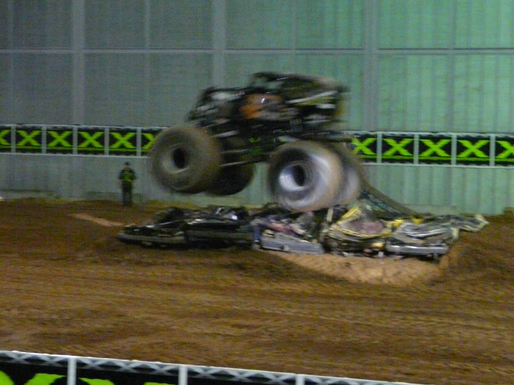 MonsterXtour 04/11/2012 �� �����������