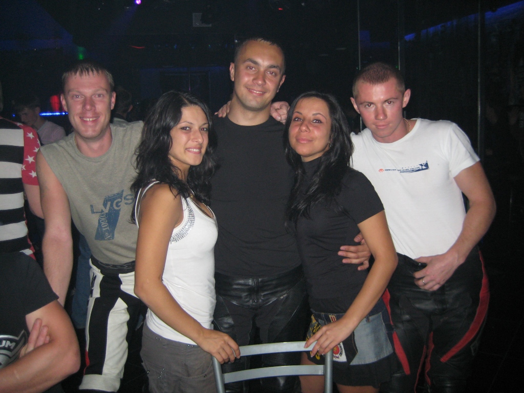 ����� � ����� "����".