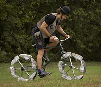     
: 1321380348_bicycles-1.jpg
: 74
:	70.1 
ID:	8160